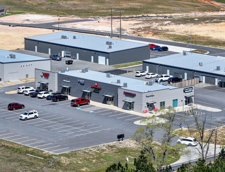 More Photos Of US 167 & Arch Street Pike, Hensley Land For Sale