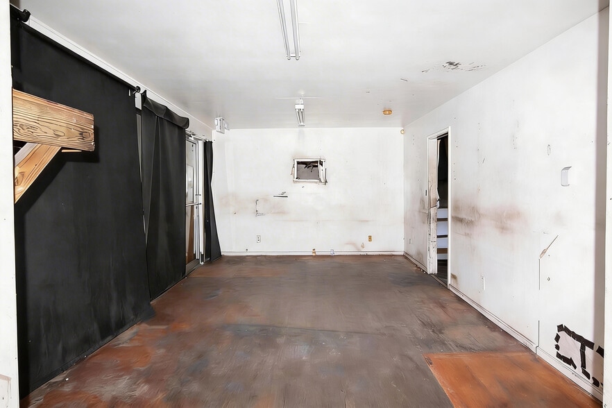 More Photos Of 5195 Austell Rd, Austell Flex For Sale