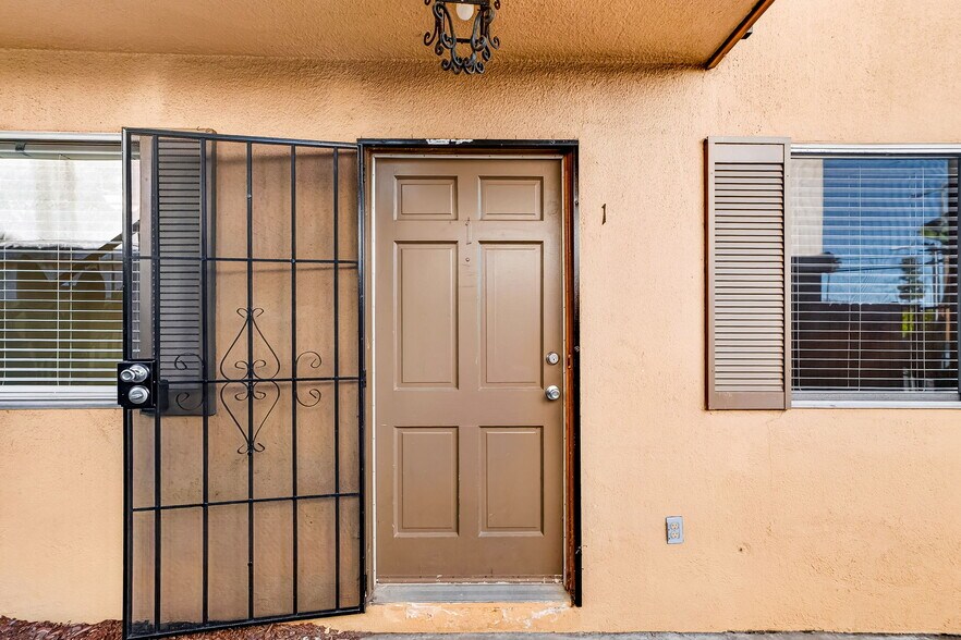 More Photos Of 4585 Felton St, San Diego Apartments For Sale