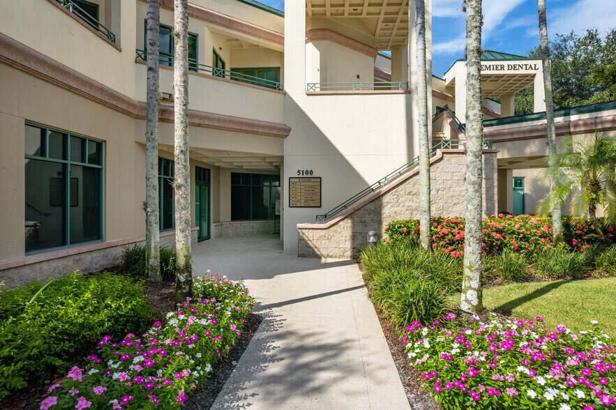 More Photos Of 5100 Tamiami Trl N, Naples Office For Lease
