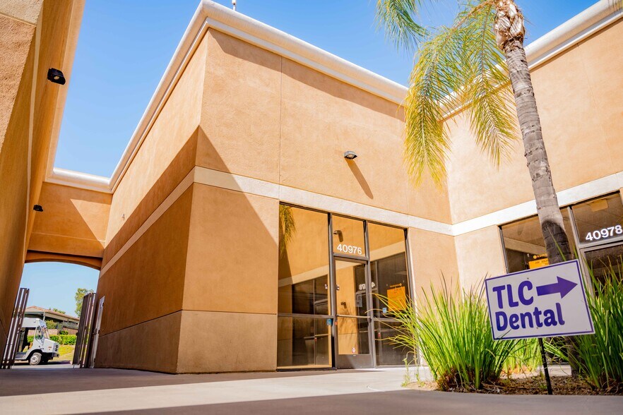 More Photos Of 40930-41090 California Oaks Rd, Murrieta Unknown For Lease