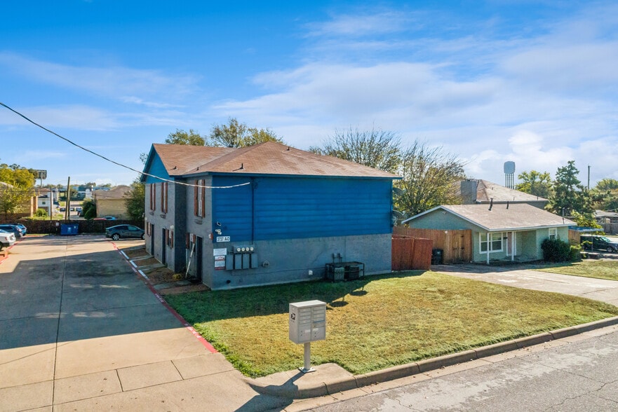 More Photos Of 3733-3737 Reagan Dr, Fort Worth Apartments For Sale