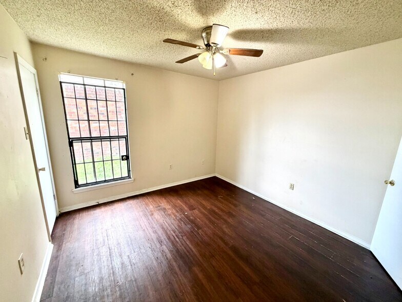 More Photos Of 4728 Ya Tittle Ave, Baton Rouge Apartments For Sale