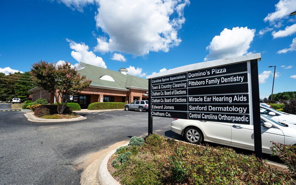 More Photos Of 987 East St, Pittsboro Storefront Retail Office For Lease