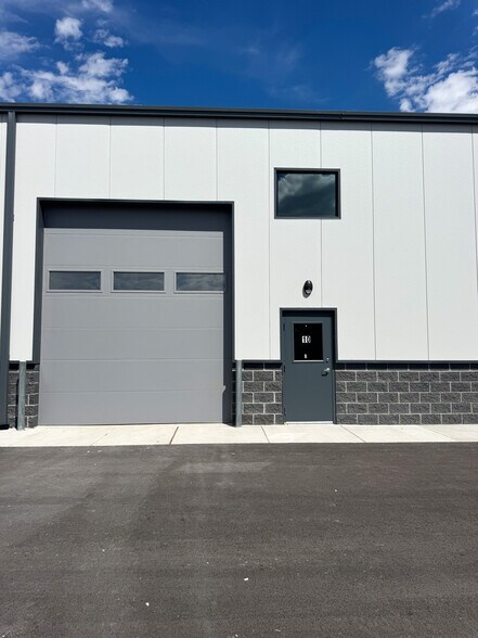 More Photos Of 1477 W 1200 North St, Orem Unknown For Lease