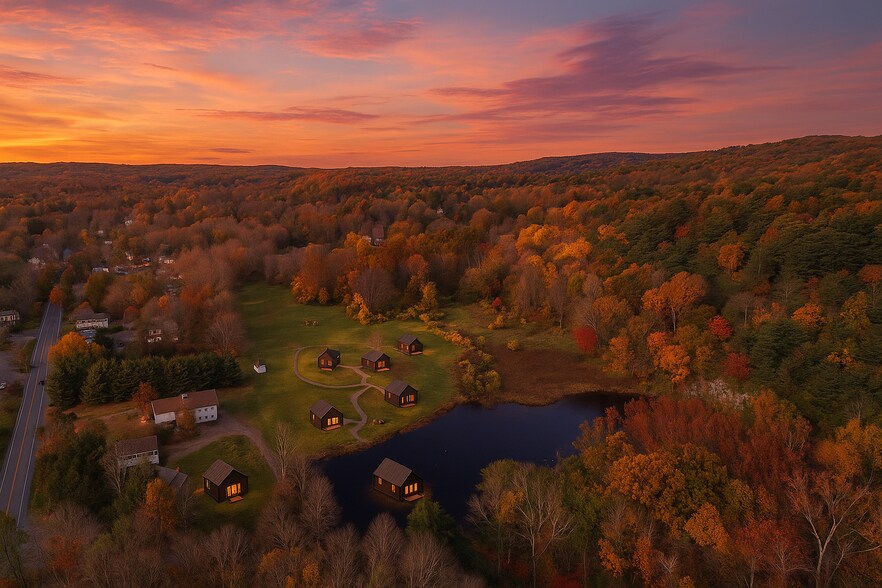 More Photos Of 557 Main St, Woodbury Specialty For Sale