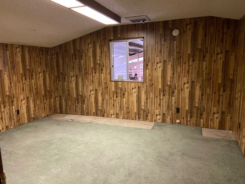 More Photos Of 5440 Alhambra Ave, Los Angeles Warehouse For Sale