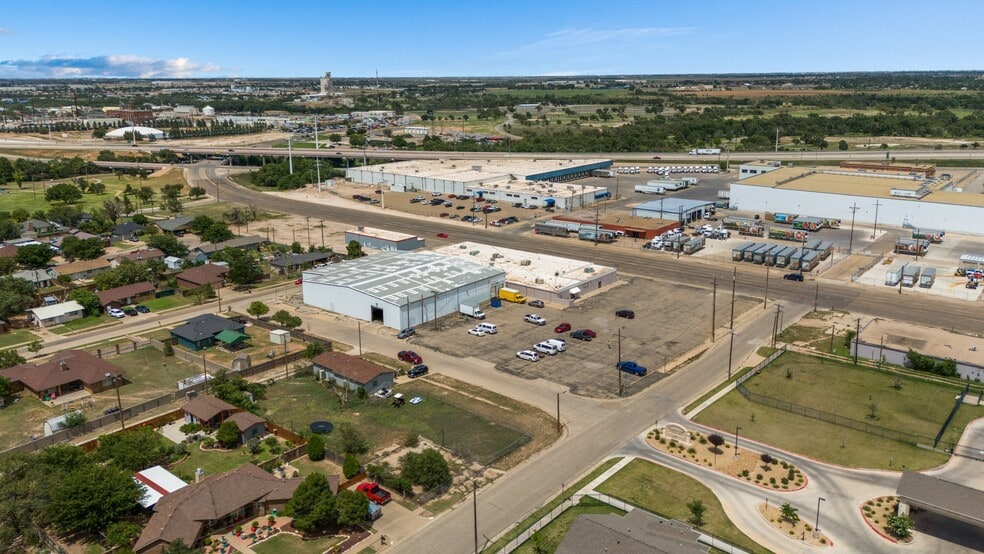 More Photos Of 224 Buddy Holly Ave, Lubbock Warehouse For Lease