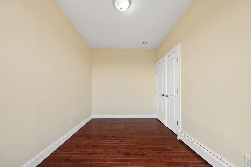 More Photos Of 222 E 51st St, Brooklyn Storefront Retail Residential For Sale