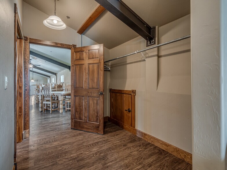 More Photos Of 341070 E 890 Rd, Chandler Lodge Meeting Hall For Sale