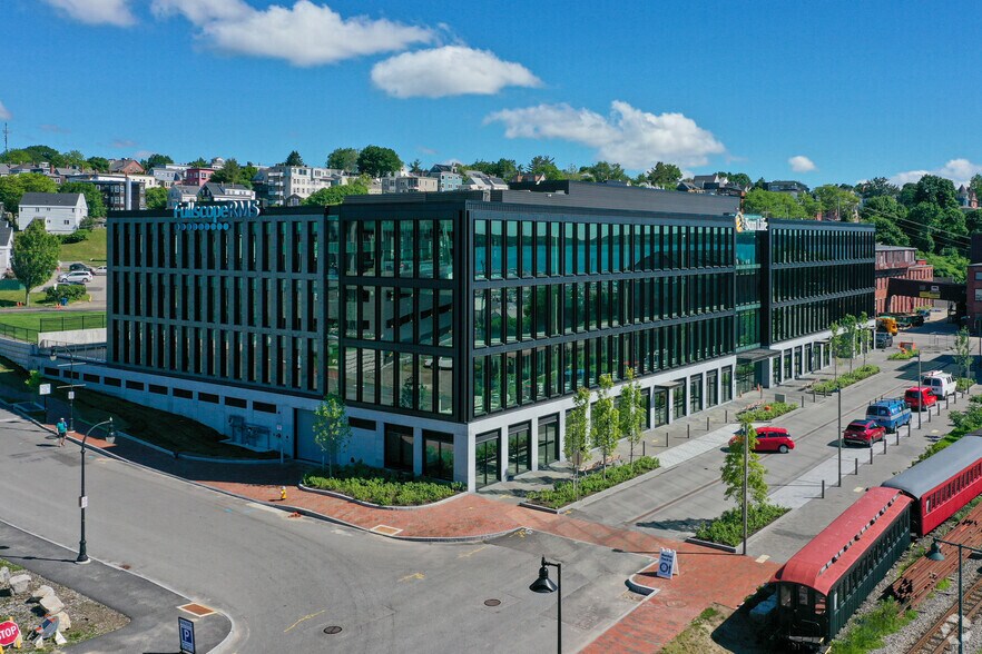 More Photos Of 110 Thames St, Portland Office For Lease