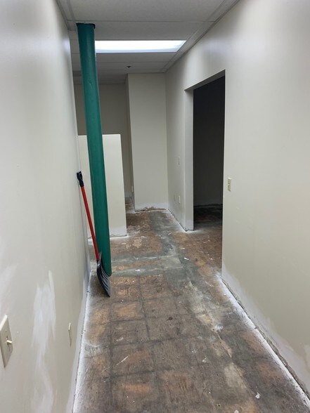 More Photos Of 338-346 Main St, Holyoke Apartments For Lease