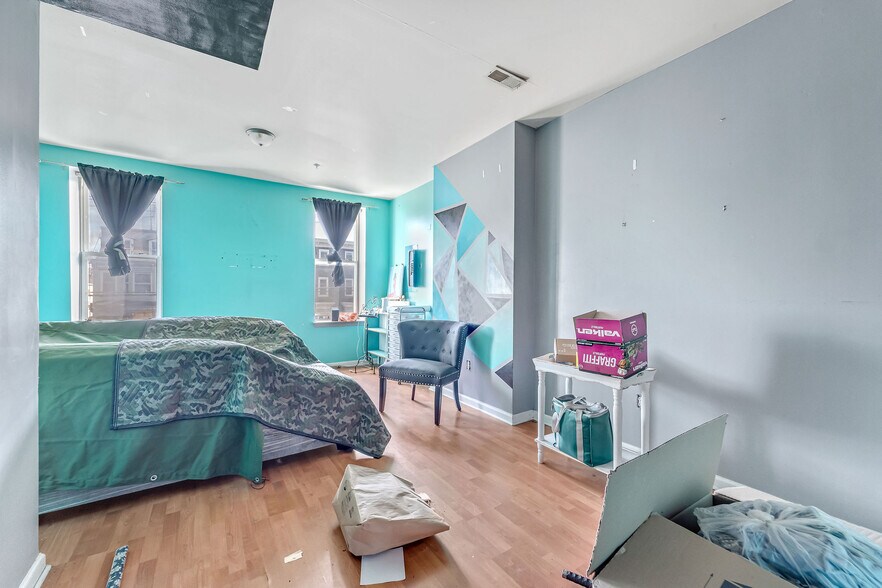 More Photos Of 139 State St, Camden Multifamily For Sale