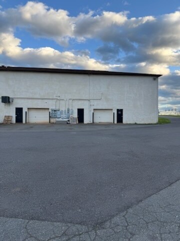 More Photos Of 15349 Brandy Rd, Culpeper Storefront Retail Office For Lease