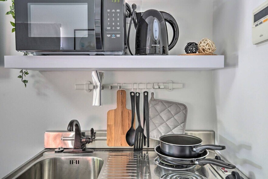 More Photos Of 1026 Ashby Grv SW, Atlanta Apartments For Sale