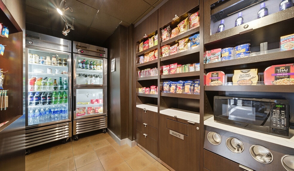 More Photos Of 800 Lake Cook Rd, Deerfield Hotel For Sale