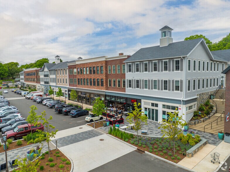 More Photos Of 102 Heights Rd, Darien Apartments For Lease