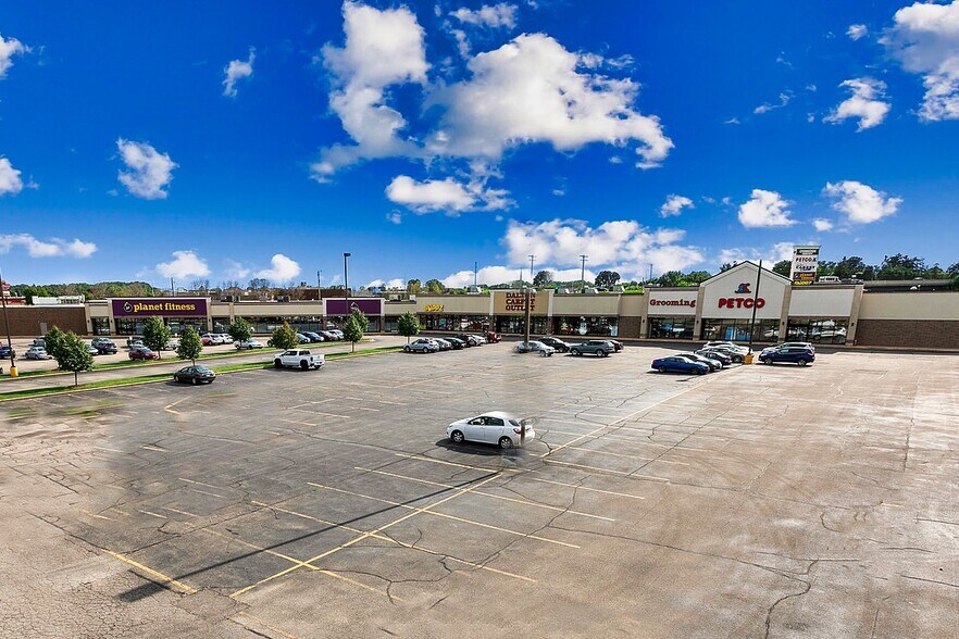 More Photos Of 1900-1964 S Koeller St, Oshkosh Unknown For Lease