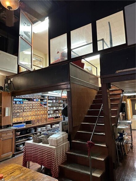 More Photos Of 116 N Illinois St, Chrisman Storefront Retail Residential For Sale