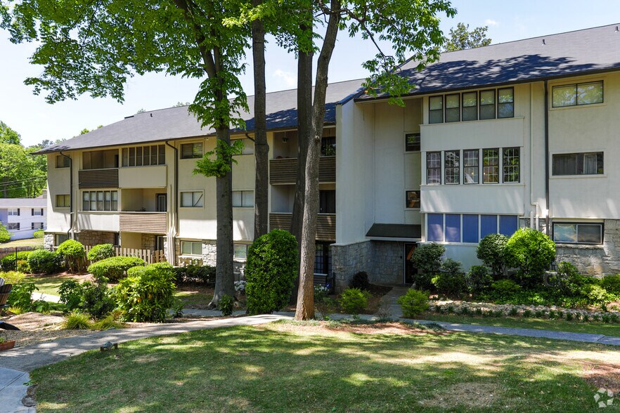 More Photos Of 55 Pharr Rd NW, Atlanta Apartments For Sale