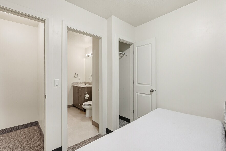 More Photos Of 119 N 800 W, Cedar City Apartments For Sale