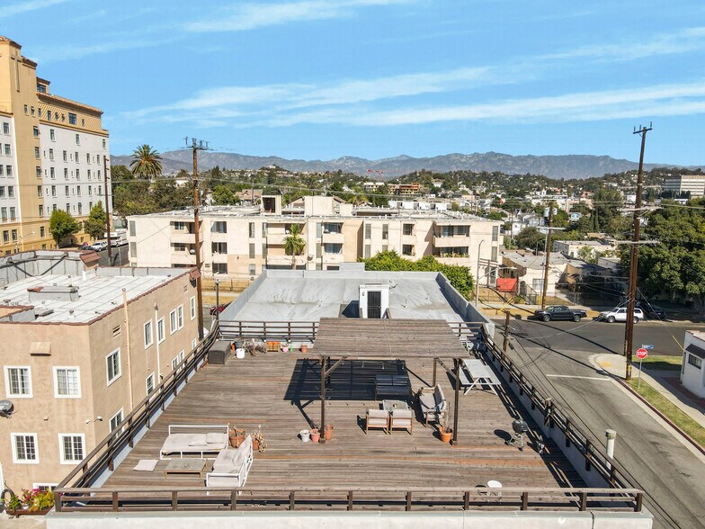 More Photos Of 2300 Bellevue Ave, Los Angeles Apartments For Sale