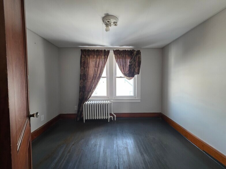 More Photos Of 420 Townline Rd, Hauppauge Office For Sale