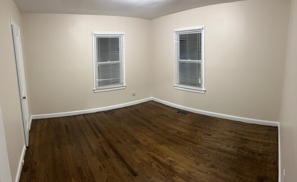 More Photos Of 2007 Wake Forest Rd, Raleigh Storefront Retail Office For Lease