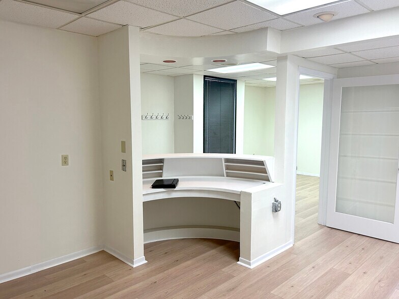 More Photos Of 4501 N Armenia Ave, Tampa Medical For Lease