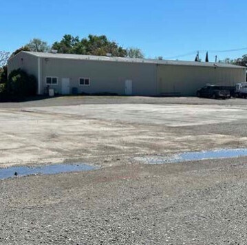 More Photos Of 1212 Lemen Ave, Woodland Warehouse For Sale