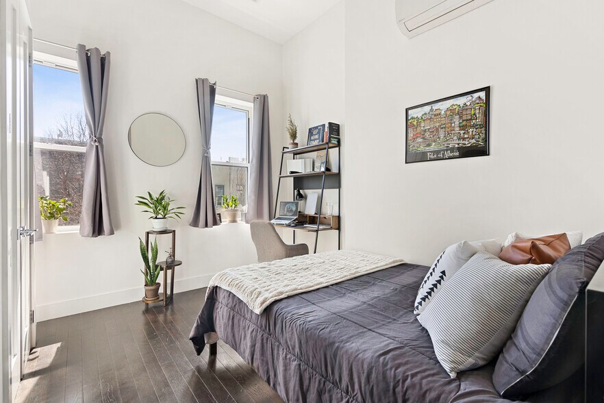 More Photos Of 247 Himrod St, Brooklyn Apartments For Sale