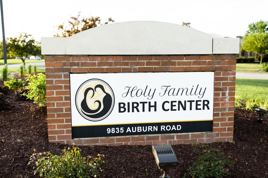 More Photos Of 9835 Auburn Rd, Fort Wayne Medical For Sale