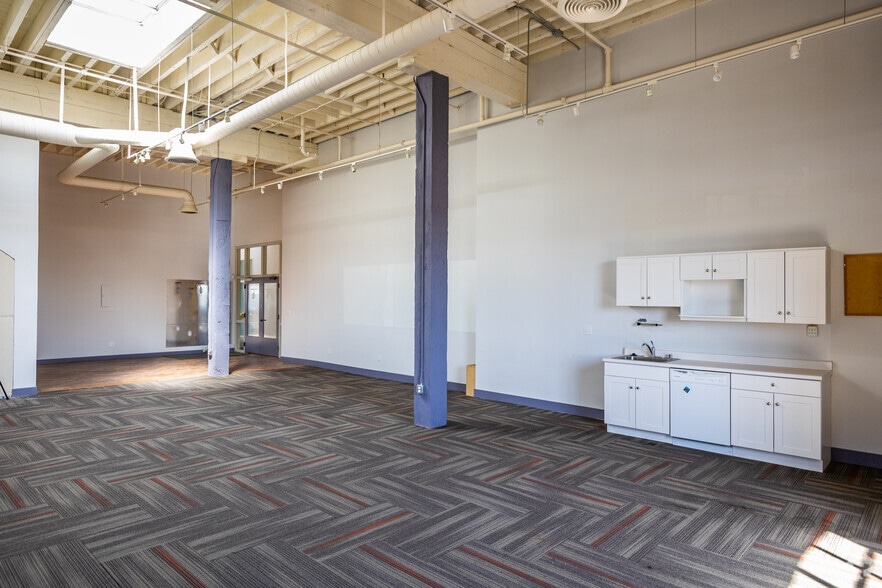 More Photos Of 550 15th St, San Francisco Office For Lease