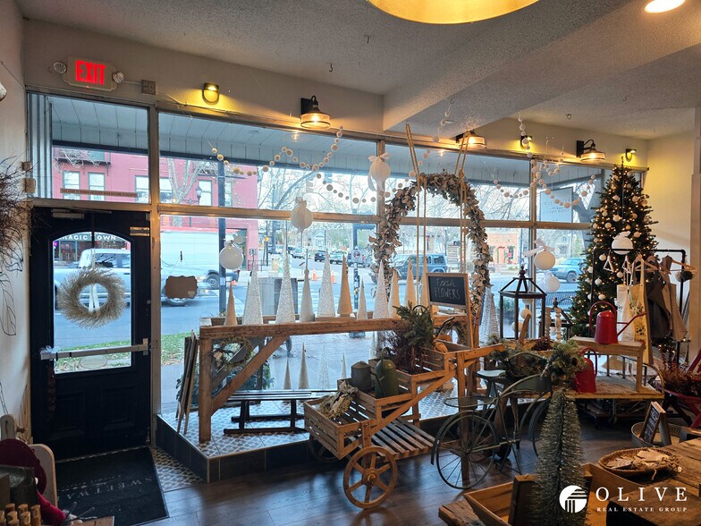 More Photos Of 2419 W Colorado Ave, Colorado Springs Storefront For Sale