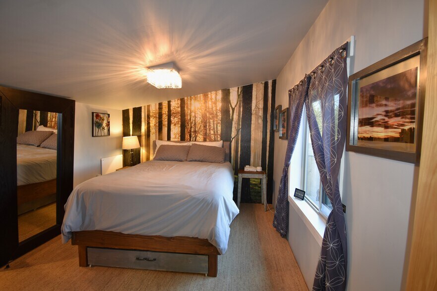 More Photos Of 3555 Yale Kilgore Rd, Island Park Multifamily For Sale