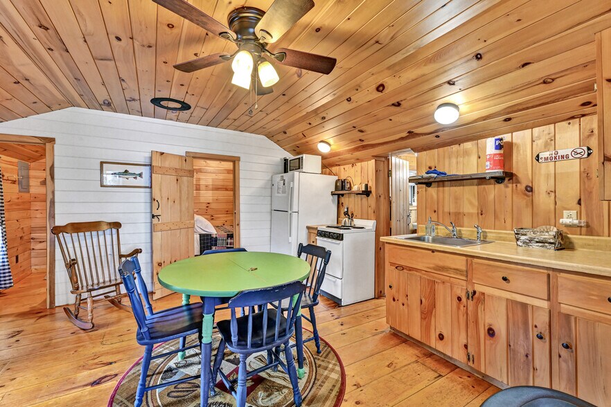 More Photos Of 15 Lower Wilson Pond Rd, Greenville Specialty For Sale