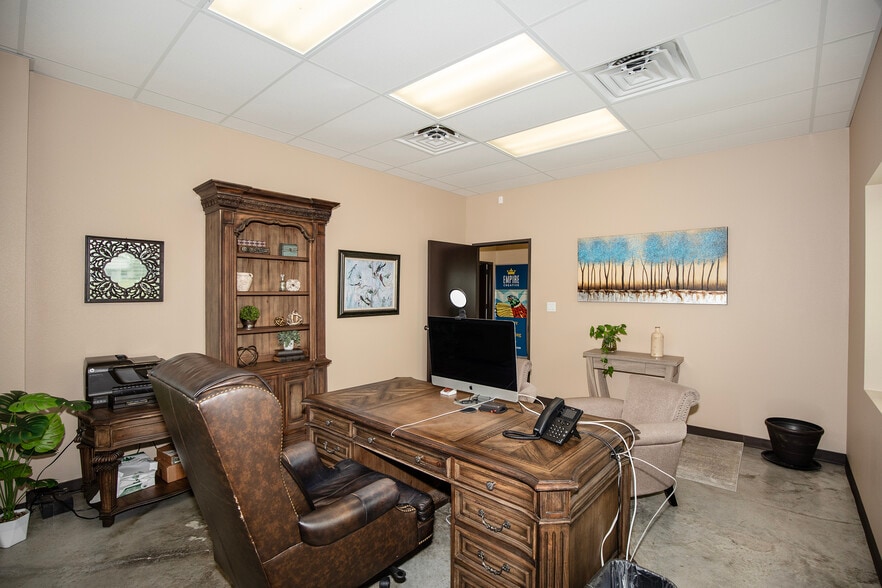 More Photos Of 1145 Butler Rd, League City Office For Sale