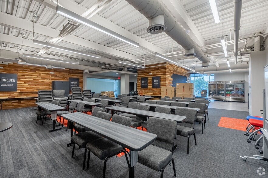 More Photos Of 4107 Mallory Ln, Franklin Medical For Sale