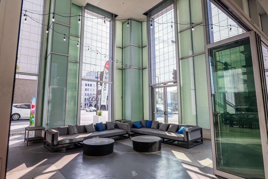 More Photos Of 300 N Central Ave, Glendale Multifamily For Sale