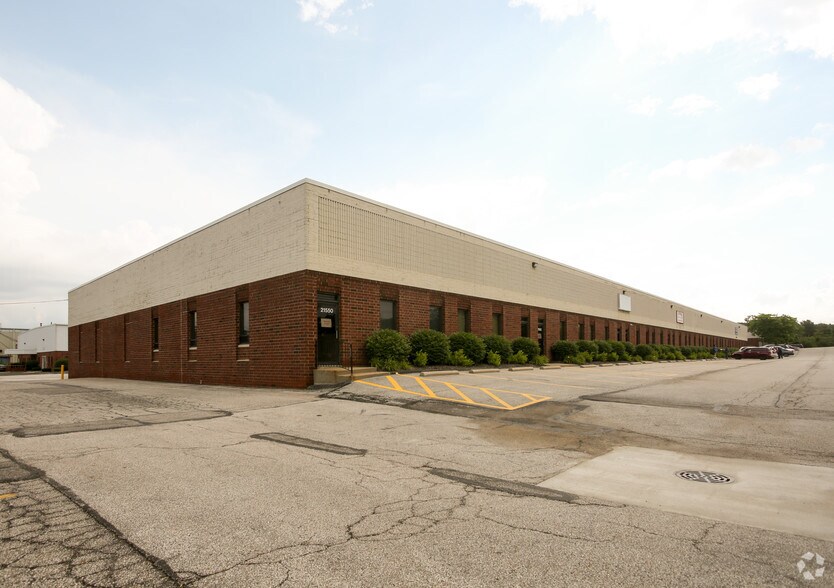 More Photos Of 21550-2160 Alexander Rd, Oakwood Village Warehouse For Lease