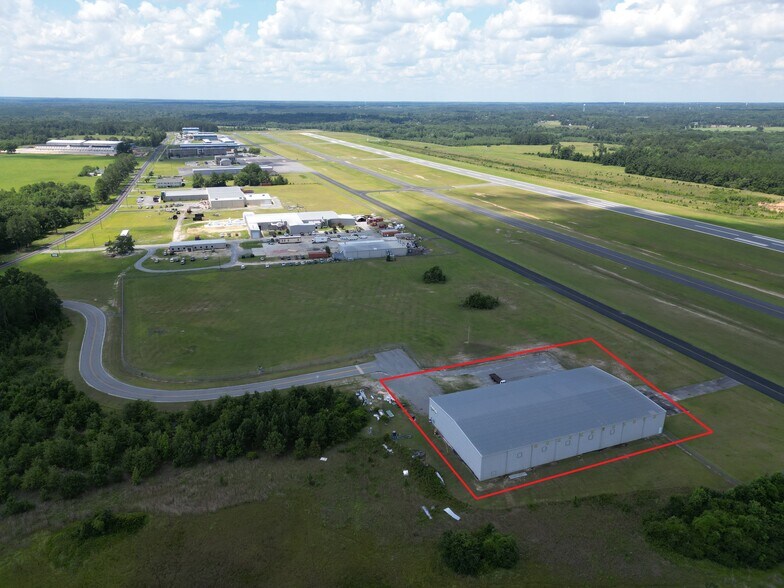 More Photos Of 100 Aviation Way, Eastman Specialty For Lease