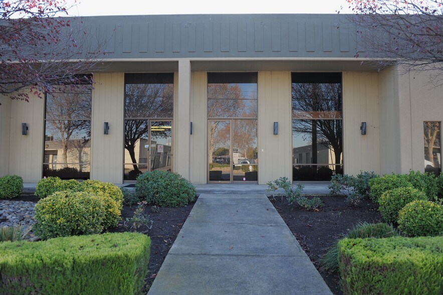 More Photos Of 700-722 Aldo Ave, Santa Clara Service For Lease