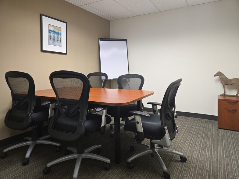 More Photos Of 2001 US Highway 46, Parsippany Coworking Space