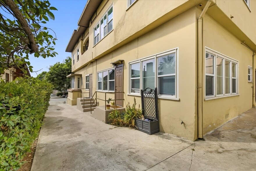 More Photos Of 2621-2629 1st Ave, San Diego Apartments For Sale