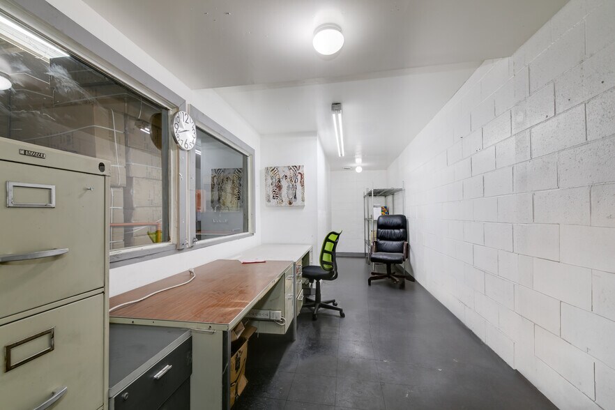 More Photos Of 544 Rimsdale Ave, Covina Warehouse For Sale