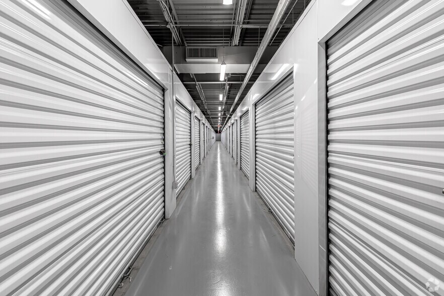 More Photos Of 53 Manning Rd, Enfield Warehouse For Lease