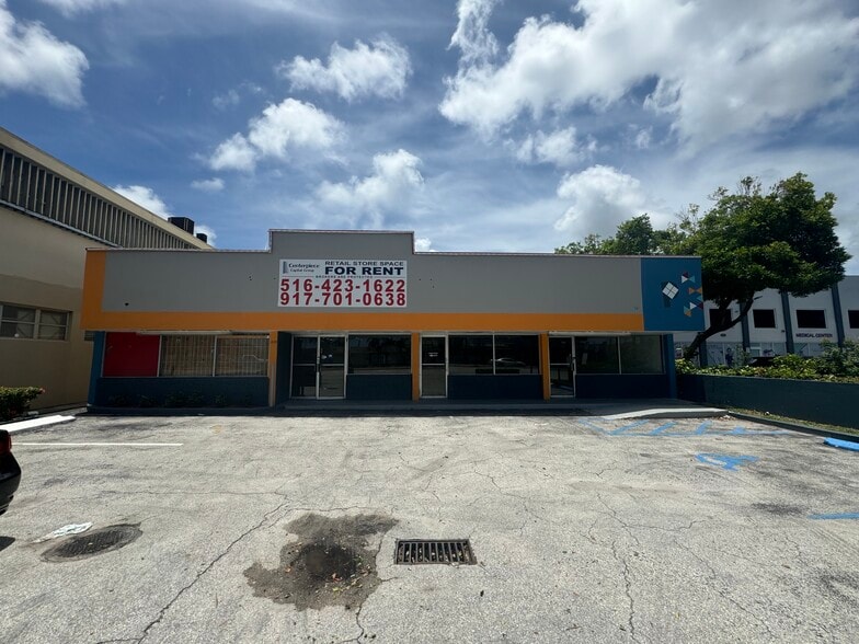 Primary Photo Of 1870 NE 163rd St, Miami Storefront Retail Office For Lease