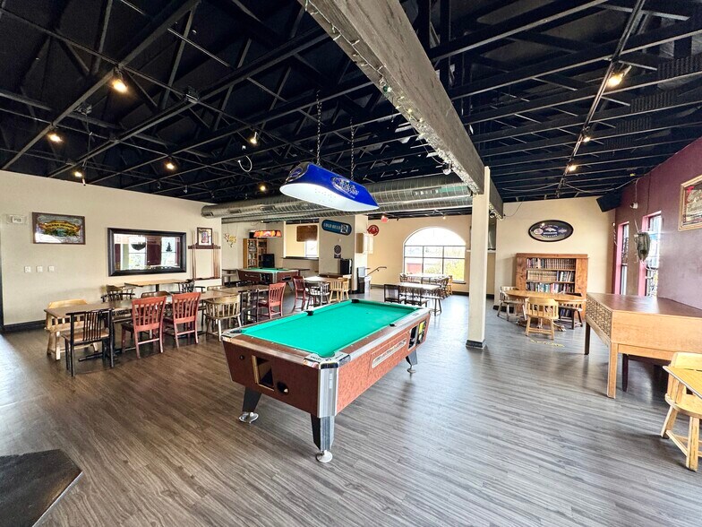More Photos Of 201 E Custer St, Laramie Restaurant For Sale