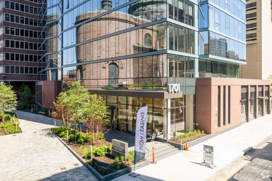 More Photos Of 1701 Race St, Philadelphia Apartments For Lease