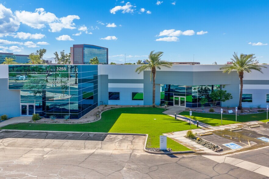More Photos Of 3255 E Elwood St, Phoenix Light Distribution For Lease